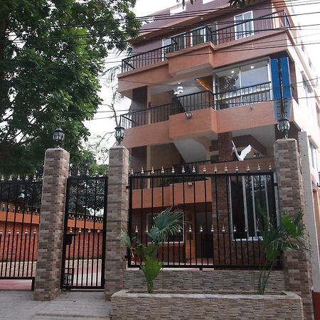 Little Rangpur Inn Ngoại thất bức ảnh